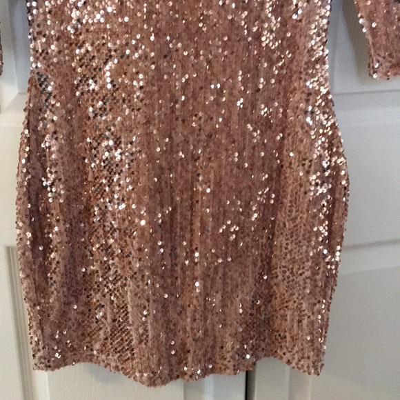 NWT Boohoo Sequin Dress - Picture 3 of 5